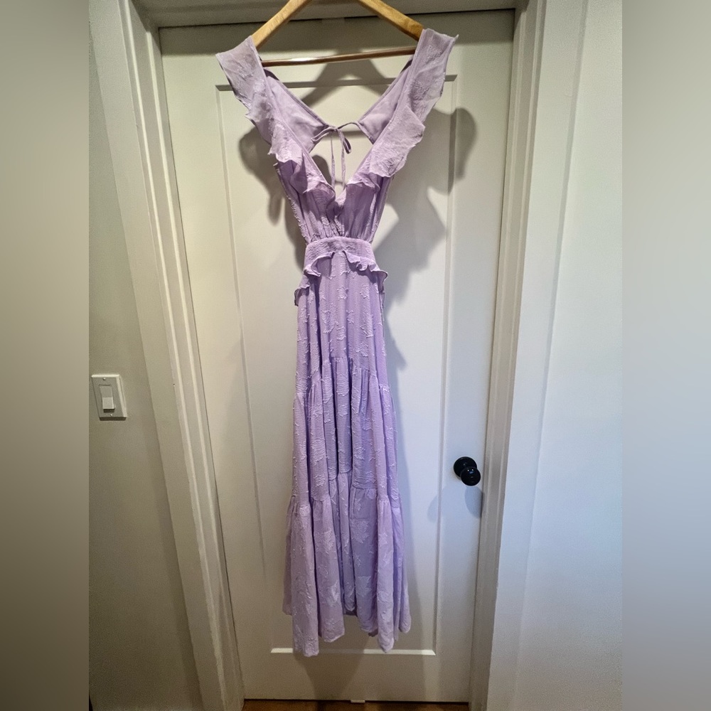 ASTR lavender dress with cut out